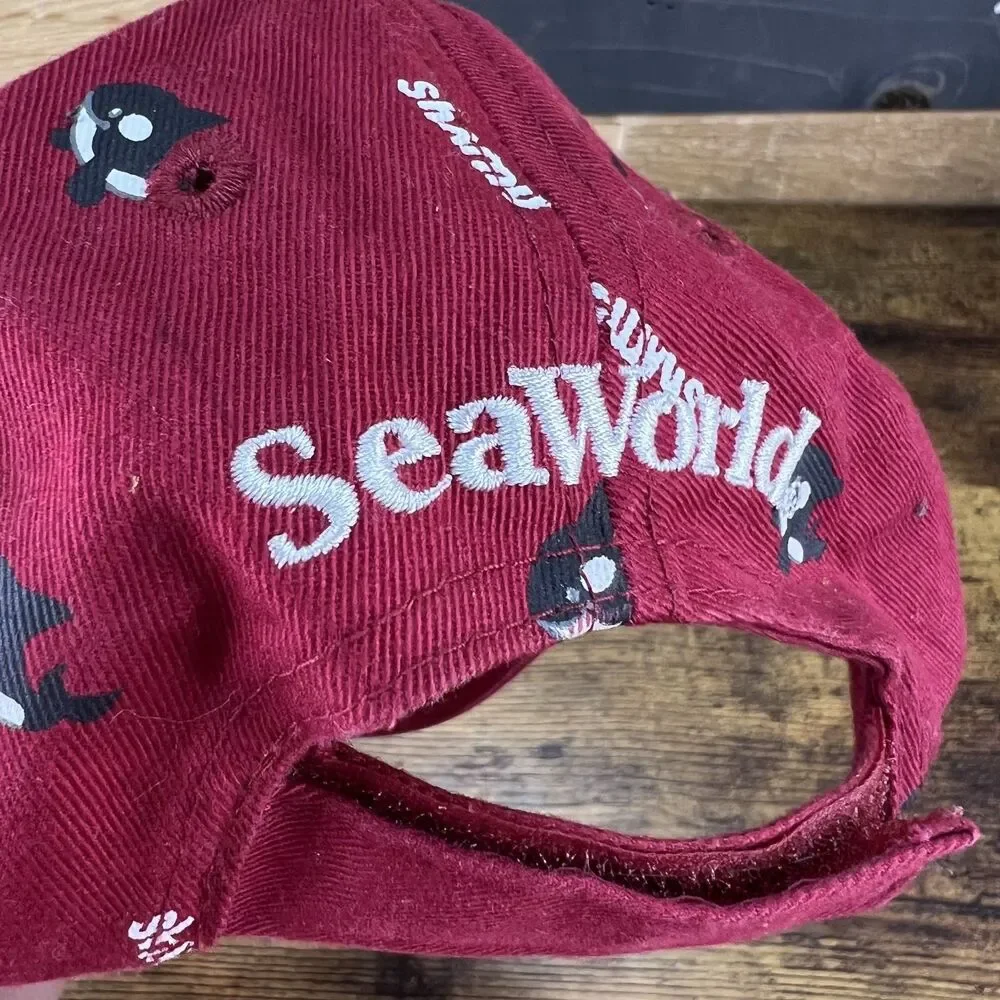Sea World Shamu Whale Boys Maroon Adjustable Hat Baseball Cap - Small Stain